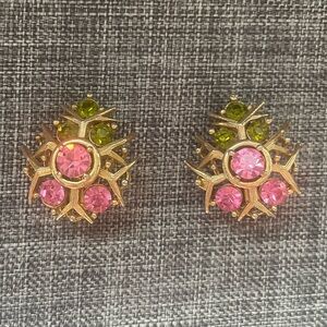 VTG - LISNER Textured Gold Plated Clip-On Earrings w/ Pink & Green Stones